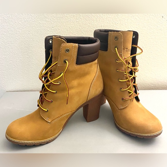 NWT authentic Timberland women’s boots gorgeous shoes genuine leather. - Picture 5 of 10